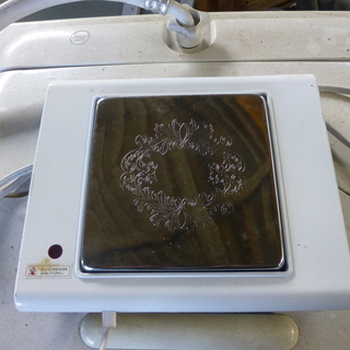 電気ポット　ホームプレート　です。　の画像