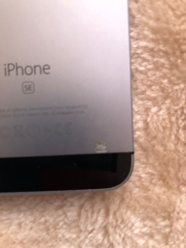 iPhoneSE 128GB 第一世代