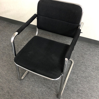 オフィスパイプ椅子の画像