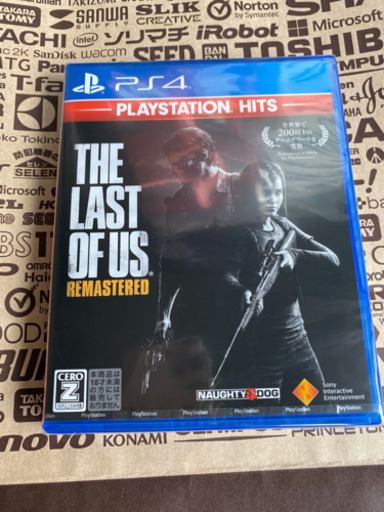 本日のみ1000円引き　ソフト1本付！PS4 本体 CUH-2200AB01 