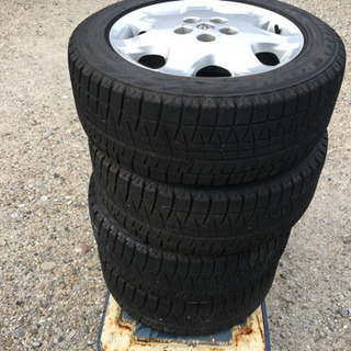 トヨタ純正アルミ225/55R17スタッドレス