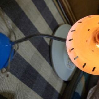 デスクランプ🌞🌞🌞📣📣📣電球60W