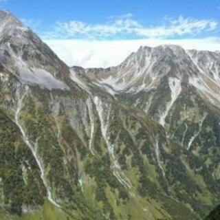 【お早めに❗】登山する人…