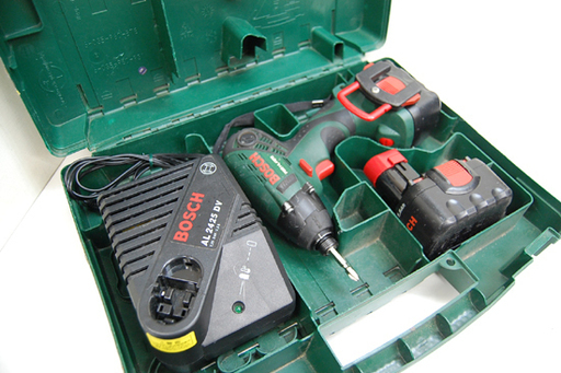 BOSCH バッテリーインパクトドライバ PDR14.4V/N バッテリ×2個 ケース付き 14.4V 動作確認済み 電動工具 ボッシュ☆ PayPay(ペイペイ)決済可能 ☆ 札幌市 清田区 平岡