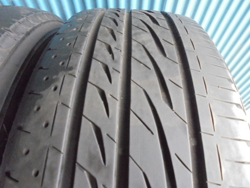 ブリヂストン REGNO GRVⅡ　215/60R17　2本 8～9分溝