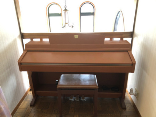 電子ピアノ　ヤマハ　グラビノーバ　2007年製　半年使用