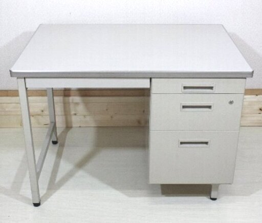 コクヨ☆オフィスデスク☆スチールデスク☆事務机☆鍵欠品☆2009年製☆SDP-SN107HF1☆100cm×70cm☆高さ70cm☆G039