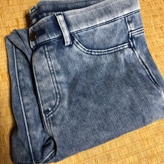 ユニクロ　ストレッチレギンスパンツの画像