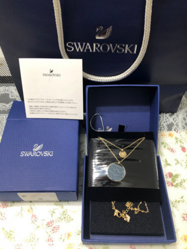 スワロフスキー　ネックレス