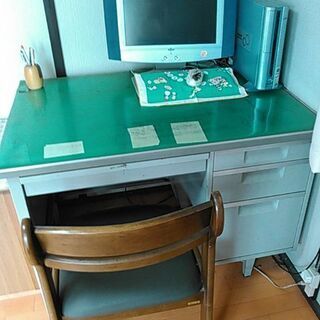 スチールデスク