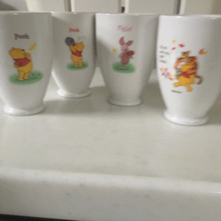 プーさん達のカップ4個　ディズニー