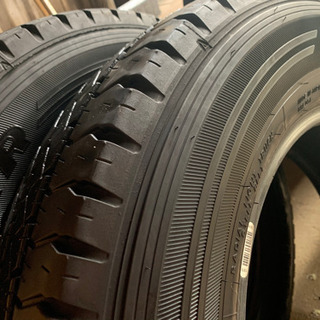 GOODYEAR タイヤ　195/80R15の画像