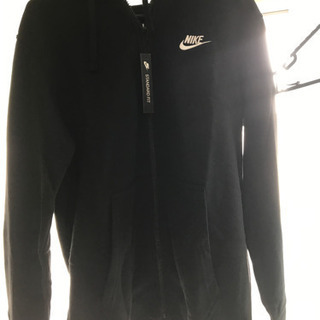 ナイキパーカー(黒) 新品未使用　Sの画像