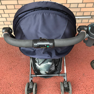 ベビーカー コンビ メチャカルオート4キャスcompact