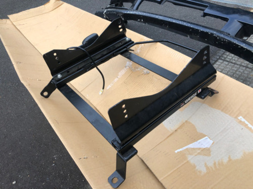 BRIDEブリッドC35ローレル運転席用フルバケレール