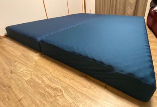 ベッドマットレスシングル×２　アイリスオーヤマ　極厚約１８cm　６月２９日までに引き取り可能な方！！