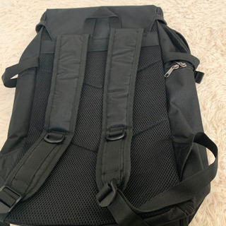 【2日間のみ使用】realdesign リュック ブラック バックパック鞄かばん ベーシックポケット多め 通勤通学、プライベートにの画像