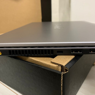 受付終了【新品】13.3型SONY VAIO /Windows 10/カメラつき