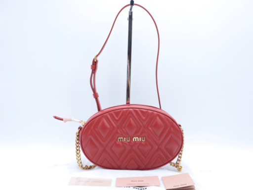《miumiu/チェーンショルダーバッグ》レッド 袋 冊子 ギャラ Aランク 美品
