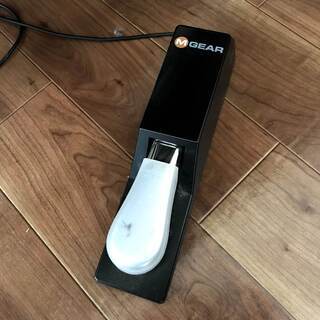 【YAMAHA DGX-300】電子ピアノ・キーボード（＋スタンド、ペダル ） の画像