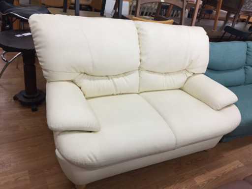 ２人掛けソファー売ります！