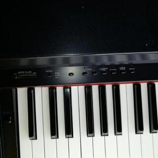 電子ピアノYAMAHAclp-360(イス付き)の画像