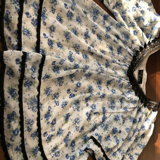 CECILMCBEEの服1枚