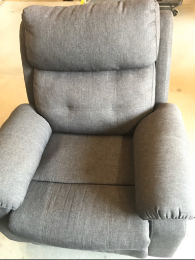 ニトリ　リクライニングチェアー　1人用