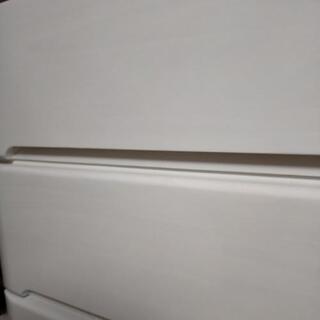 白タンスの画像