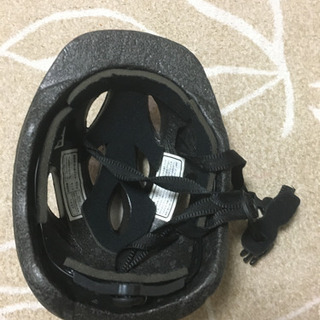 自転車のヘルメットの画像