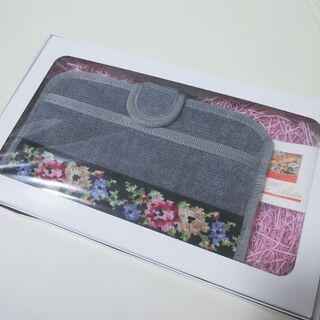 【新品】4400円→1000円 ポーチ (No.215)  ※他300点出品予定の画像