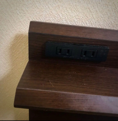 ダブルベッド(収納付き)