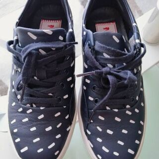 Lacoste スニーカー、サイズ36 (22,5 - 23ぐらい)の画像