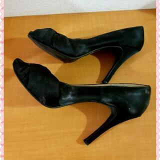♡布リボン ブラック パンプス♡の画像