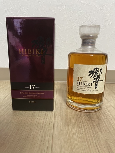 早い者勝ちです。　未開封　響き17年　700ｍｌ　店舗で販売しても高く売れるでしょう。