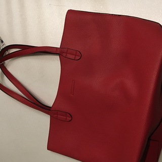 新品　リバーシブルバッグ　赤の画像