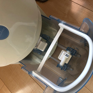 【中古】象印　除湿機の画像