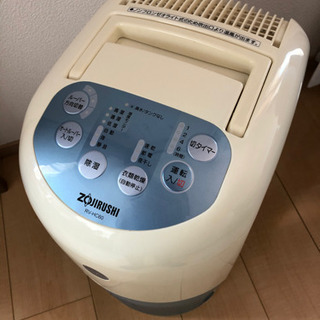 【中古】象印　除湿機の画像