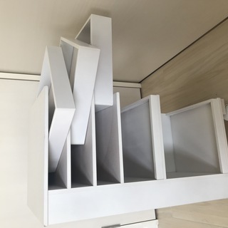Rolling bedside table 3 drawers and storage -  ローリングベッドサイドテーブル3引き出しと収納の画像
