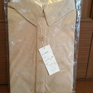 女性用シャツ(新品) ②