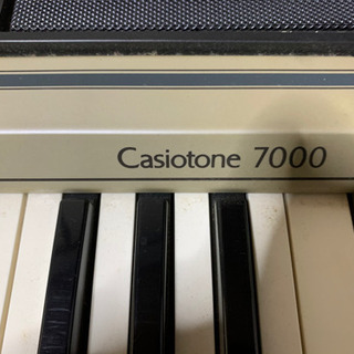 電子ピアノの画像