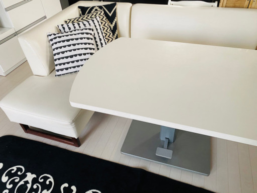 ハイソファーにも　ローソファーにも使えます☆