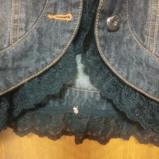 Rosa Cheriの黒色ジャケットの画像
