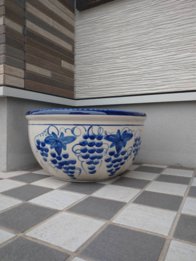 【特大サイズ】新品未使用 スイレン鉢 睡蓮鉢 陶器製鉢 水連鉢 葡萄柄