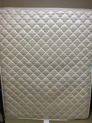 ボンネルコイルマットレス 寝具 クイーンサイズ Qサイズ キルティング 圧縮梱包 花柄 Fit Sleeper フィットスリーパー アイボリー