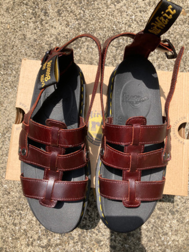 マーチンのサンダル　Dr.Martens