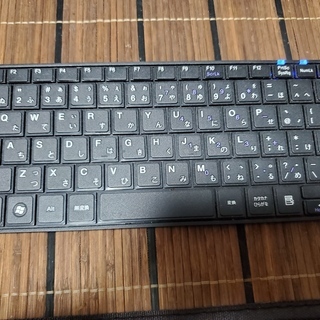 サンワサプライ Bluetoothスリムキーボード ブラック の画像