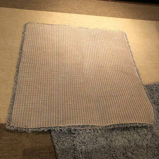 値下げ【未使用・洗濯済み】IKEA ラグ正方形シャギーマットの画像