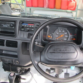 自社ローンでの購入が出来ます！！　スバル　サンバートラック４WD　5MT　A/C付の画像