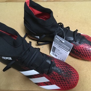 新品　アディダス　サッカースパイク　28cmの画像